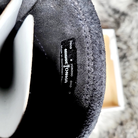 MINNETONKA 3 LAYER FRINGE TODDLER/BABY BOOT - Picture 6 of 9